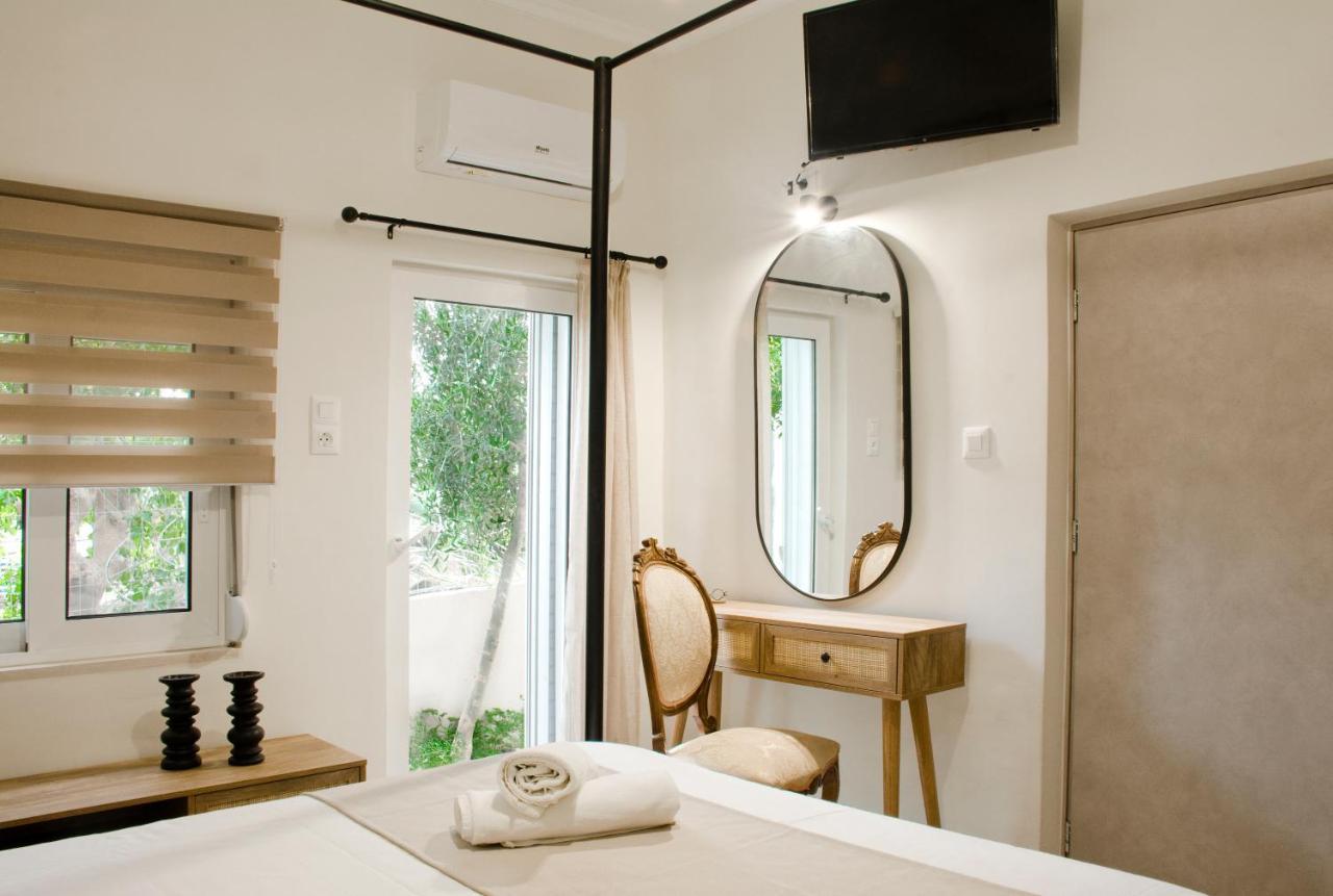 Sia'S Sea House Villa Almirída Kültér fotó